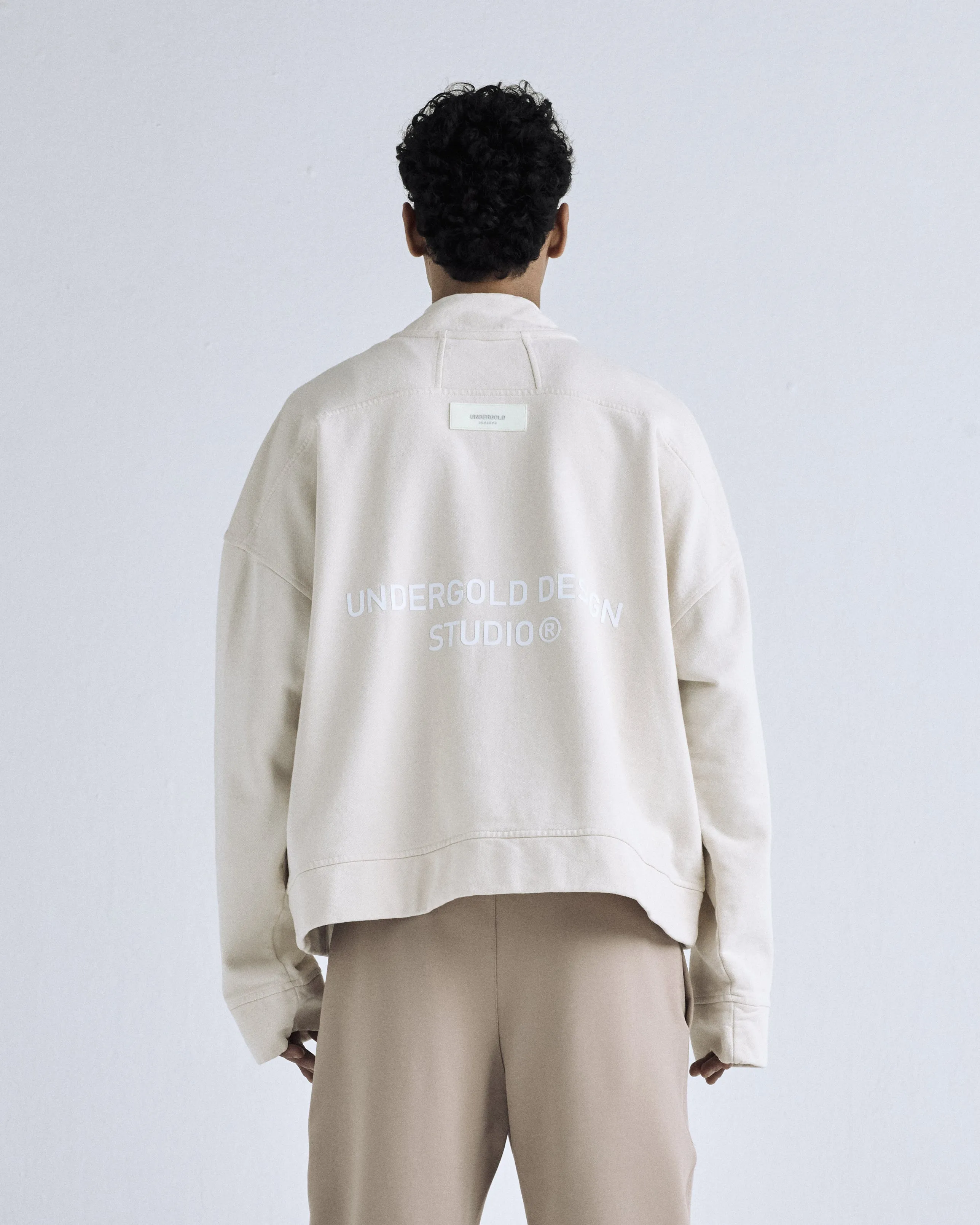 Genesis PT01 Basic Zip-up Crewneck Bone