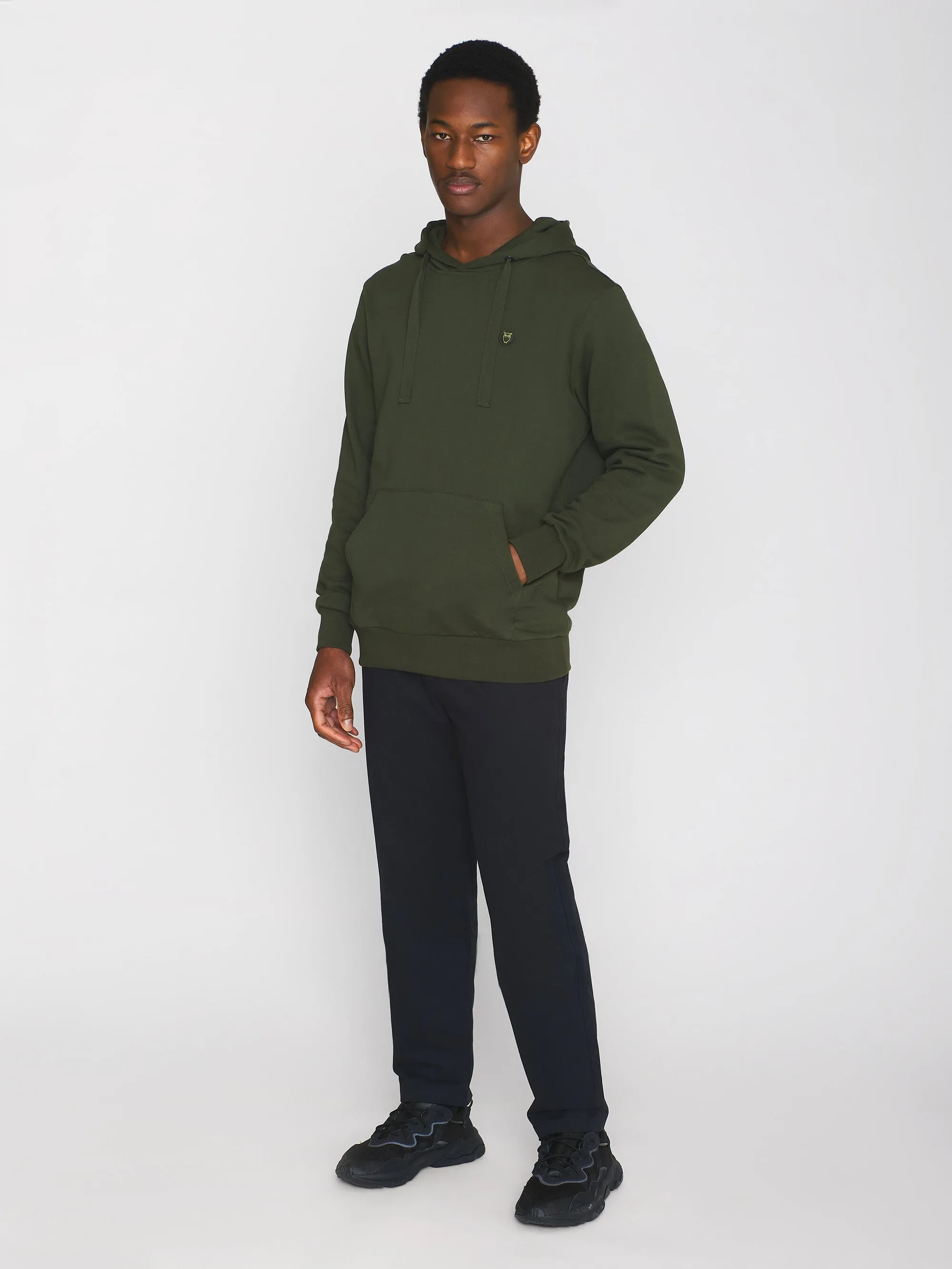 Hood basic badge sweat - Forrest Night