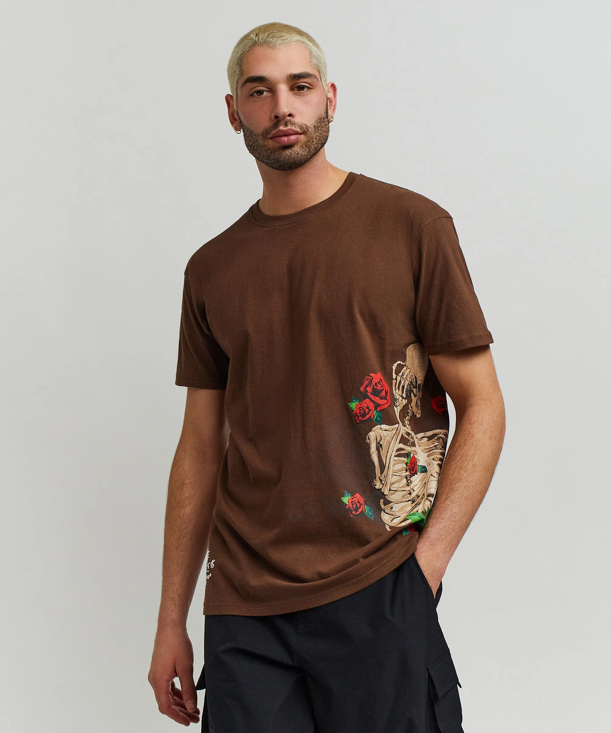 Trust Rose Skull Side Print Short Sleeve Tee - Brown